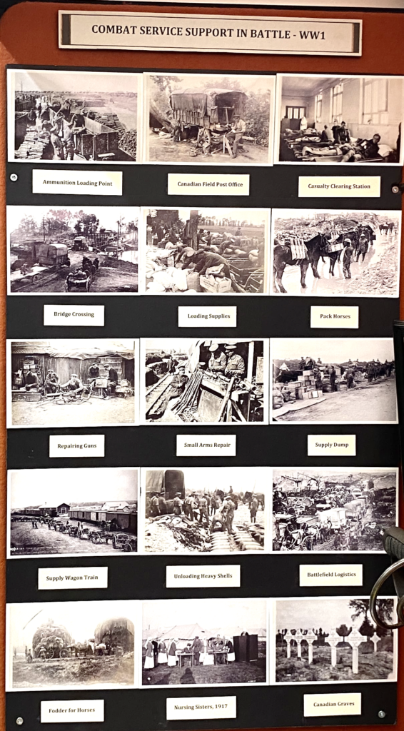 1WW CSS IN BATTLE - Picture left side of wall WWI 2