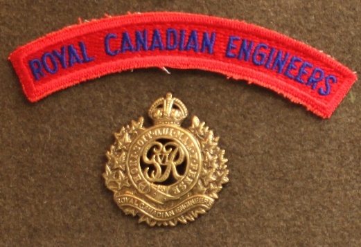 Badges and Shoulder Flashes of various units - 2.  Badges on a card  war 1  First world war (1) ROYAL CANADIAN ENGINEERS