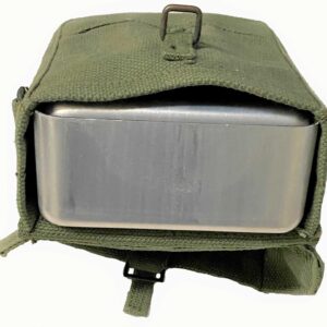 Mess-tin-carrier-for-51-pattern-belt-and-metal-mess