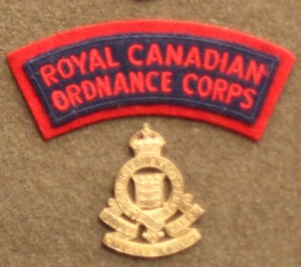 Badges, Canadian and Flashes, Shoulder - 8.  Badges on a card  war 1  First world war (3) ROYAL CANADIAN ARMY ORDANCE CORP