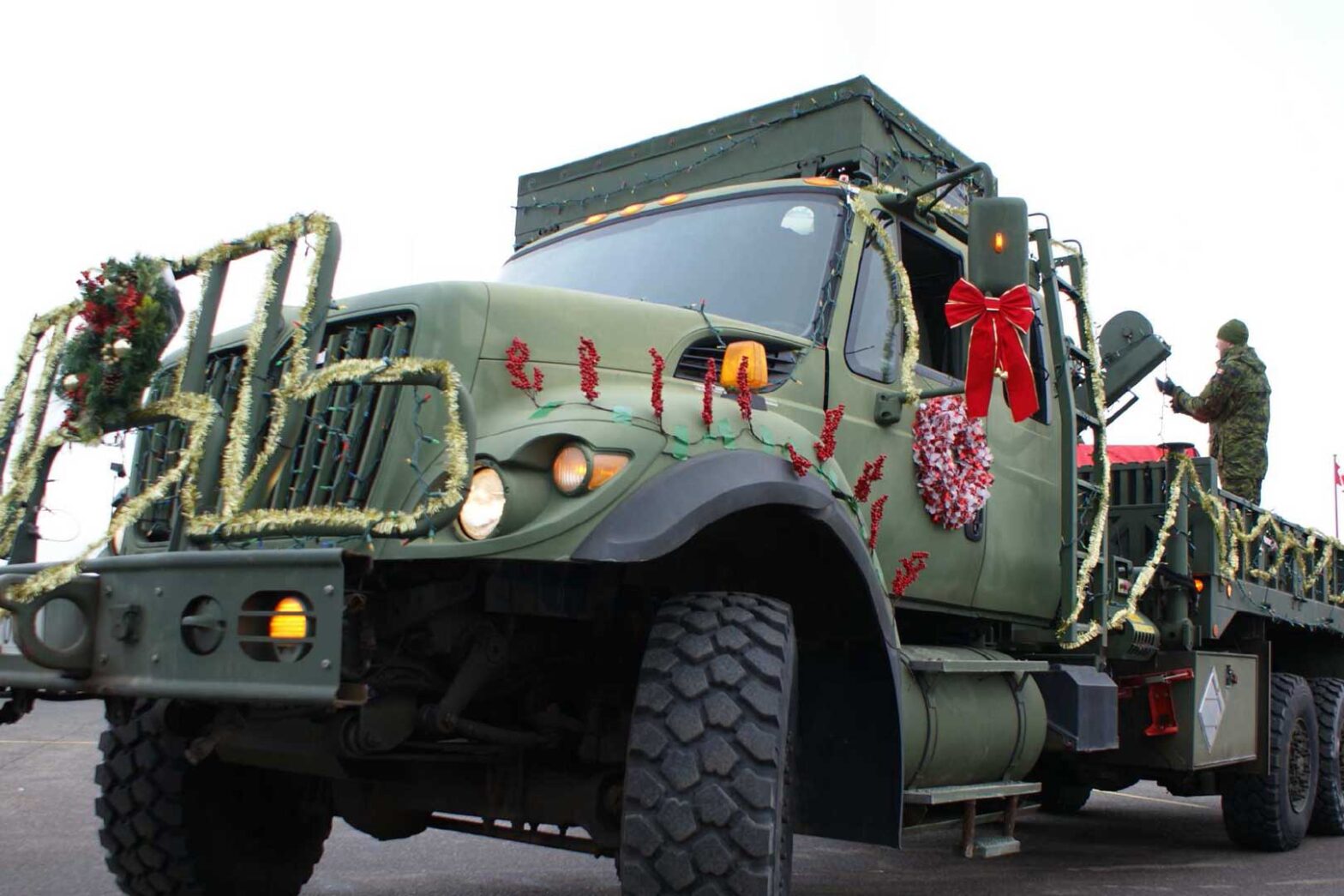 Christmas-Parade-Thunder-Bay-2019