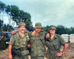 4) Wainwright ex – 16 Aug 93. Sgt. Jean-Marc Lacasse, RSS Maint, 17 Svc Bn (left). Wainwright ex – 16 Aug 93