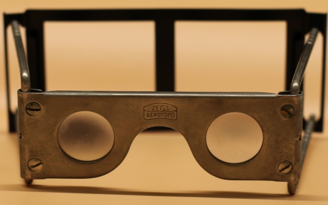 Stereoscope, 3D - image1