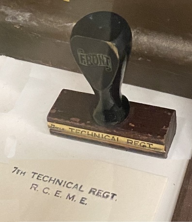 Administration, Military, Accessories - image3