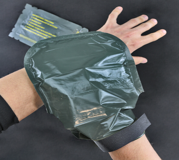 Mitt, Decontamination  - oie_FLX4zTwtSlAN