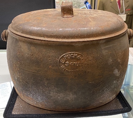 Pot, Cooking, Cast Iron   - pot kitchen service (2)